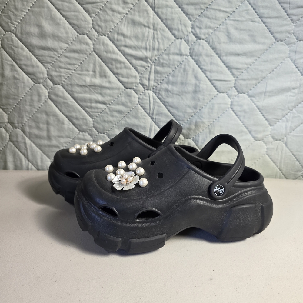 Solaud Platform Black Platform Clog Sandals with Pearl Flower Charm Sz 40 - Picture 9 of 11